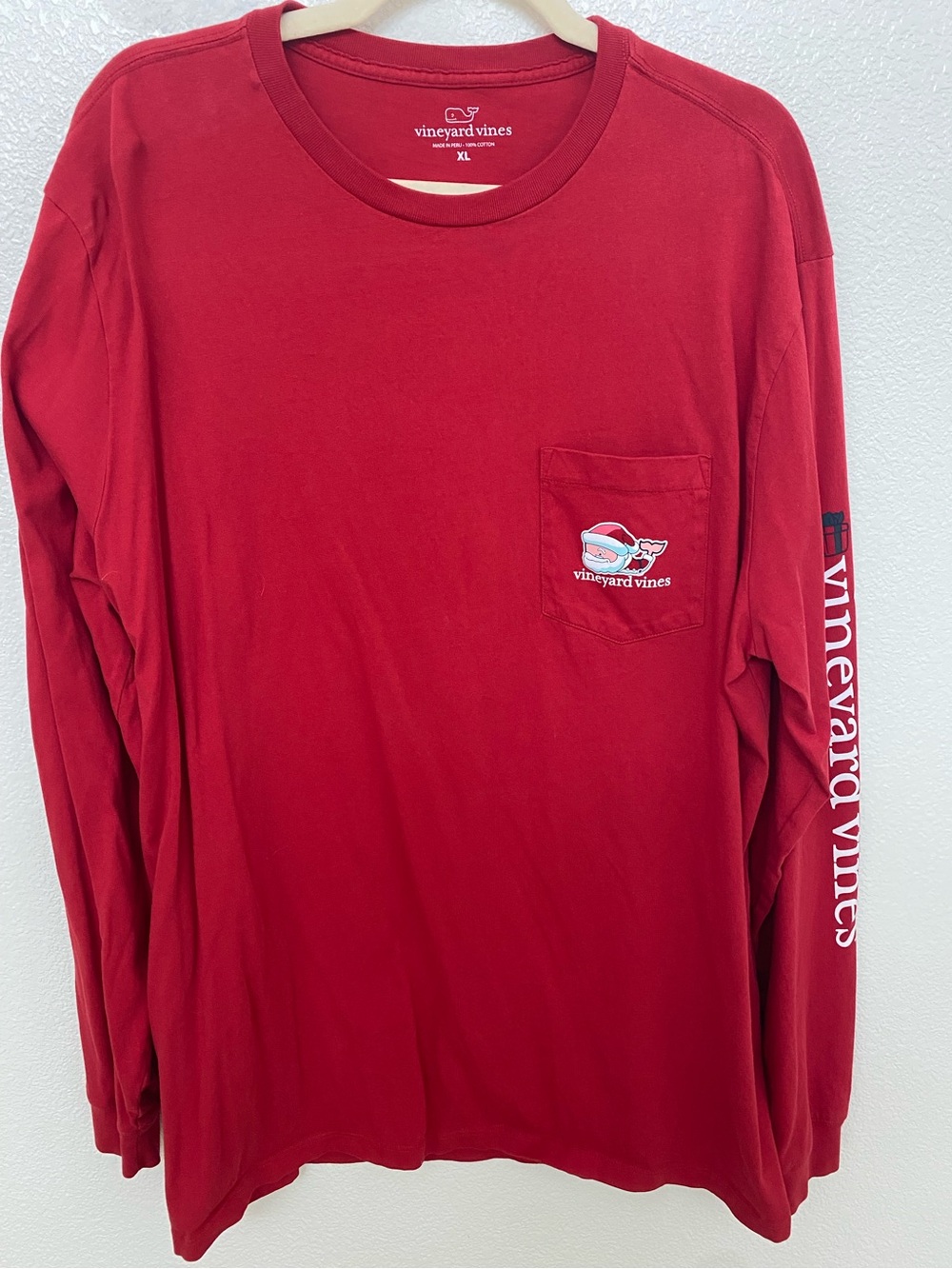 Vineyard Vines Men's Long-Sleeve Christmas Pocket Tee - Red